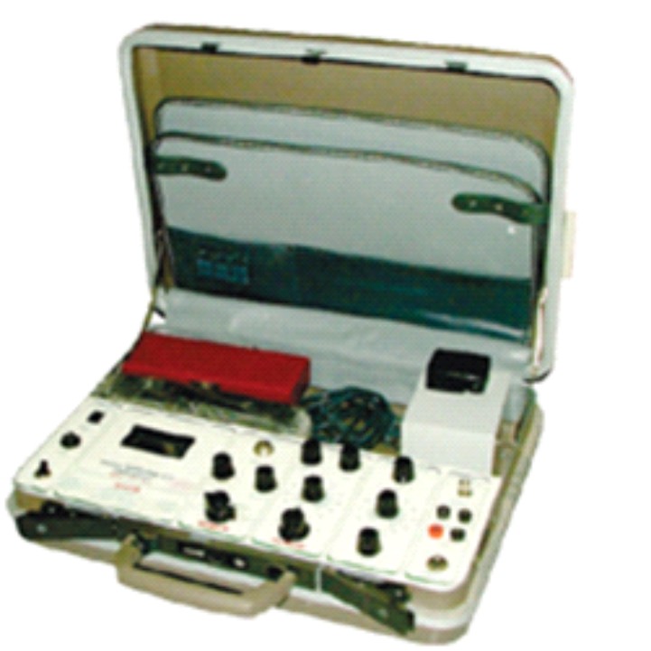 controller/assets/products_upload/Water & Soil Analysis Kit, Model No.: KI - 181
